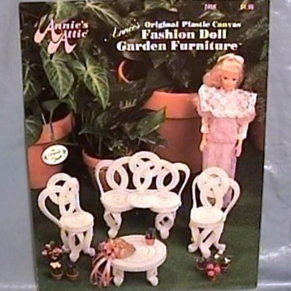 Annie's Plastic Canvas Fashion Doll Garden Furniture Project Leaflet - Picture 1 of 1